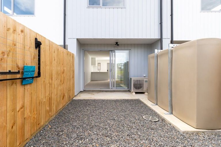 Photo of property in 87 Ngae Place, Mangere East, Auckland, 2024