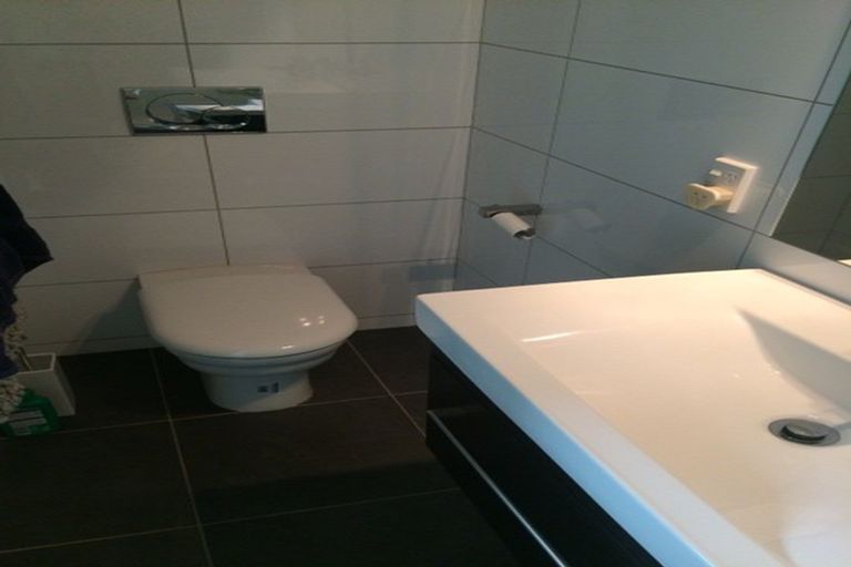Photo of property in 25u1 Home Street, Mount Victoria, Wellington, 6011