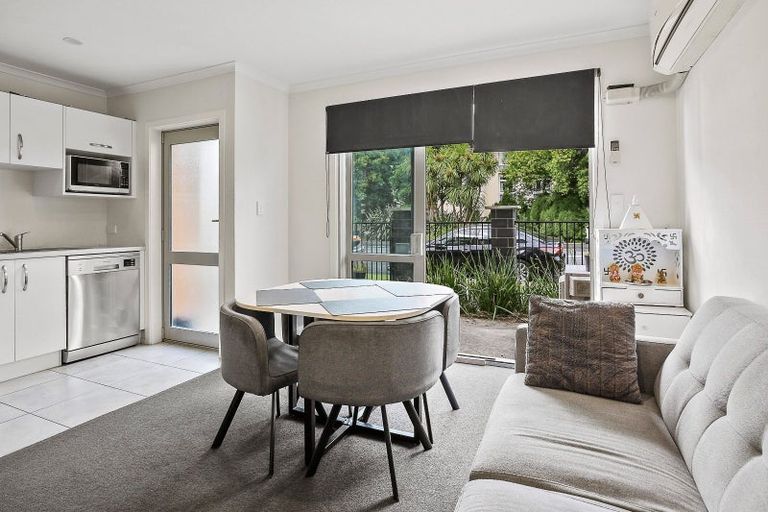 Photo of property in 1/113 Knighton Road, Hillcrest, Hamilton, 3216