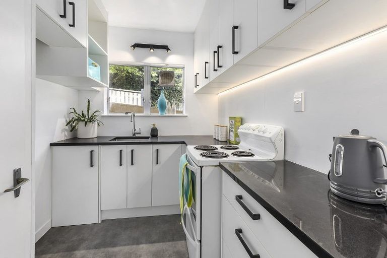 Photo of property in 1/161 Glenmore Street, Kelburn, Wellington, 6012