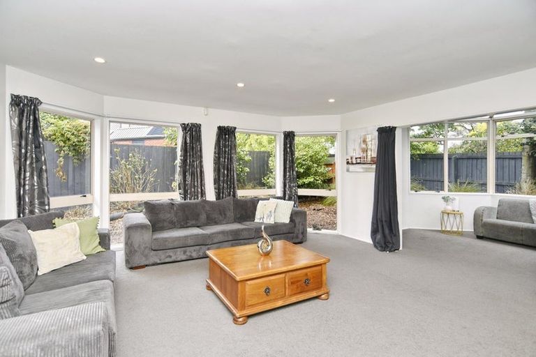 Photo of property in 9 Tangmere Place, Burwood, Christchurch, 8061