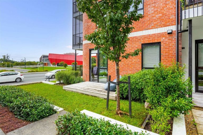 Photo of property in 3/81g Mapou Road, Hobsonville, Auckland, 0616