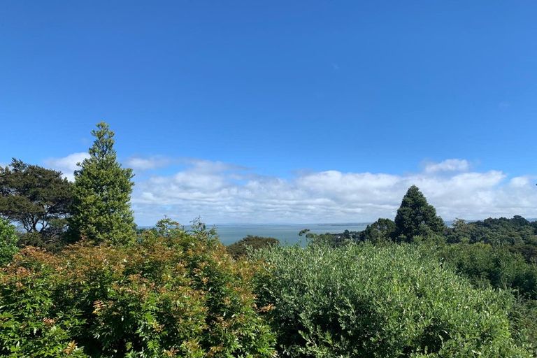 Photo of property in 3 Tinopai Road, Titirangi, Auckland, 0604