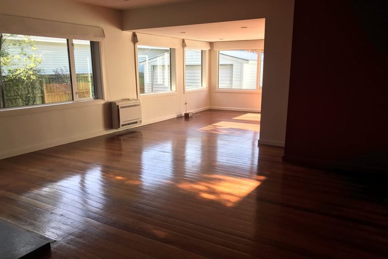 Photo of property in 56 Birdwood Avenue, Beckenham, Christchurch, 8023