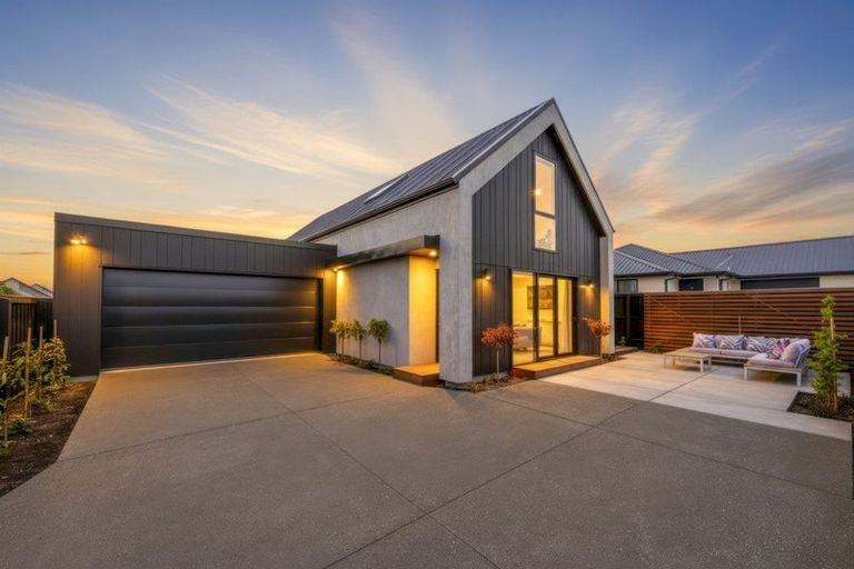 Photo of property in 26a Perehia Mews, Marshland, Christchurch, 8083