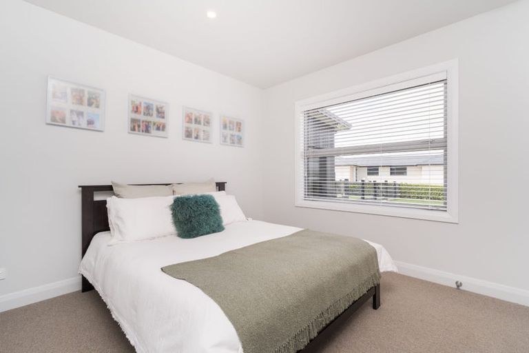 Photo of property in 9 Paterson Lane, Kelvin Grove, Palmerston North, 4470