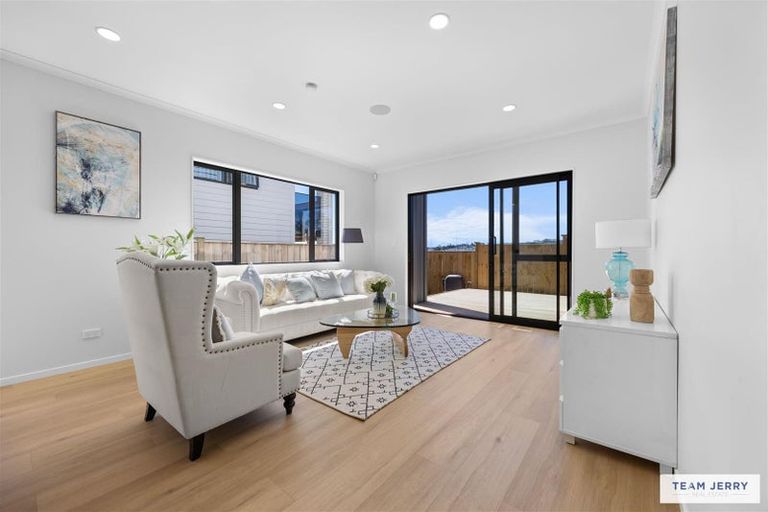 Photo of property in 56 Koromeke Street, Flat Bush, Auckland, 2019