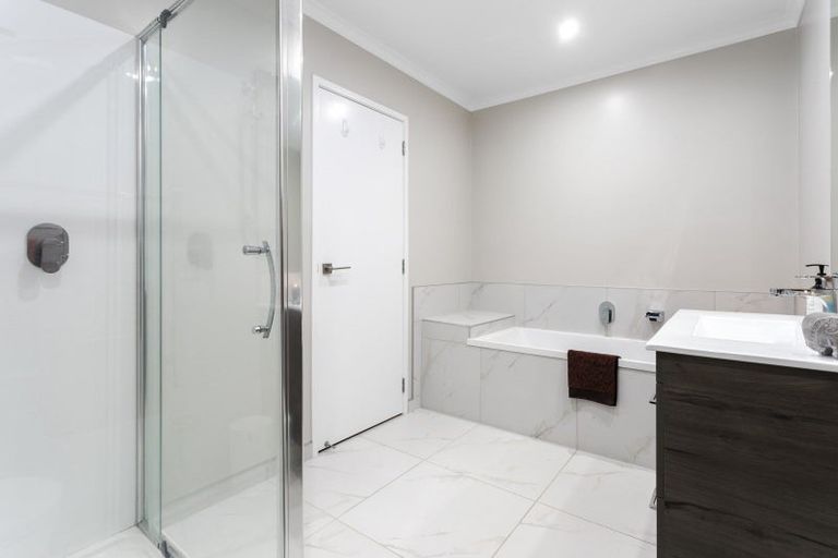 Photo of property in 29 Mapou Road, Hobsonville, Auckland, 0616