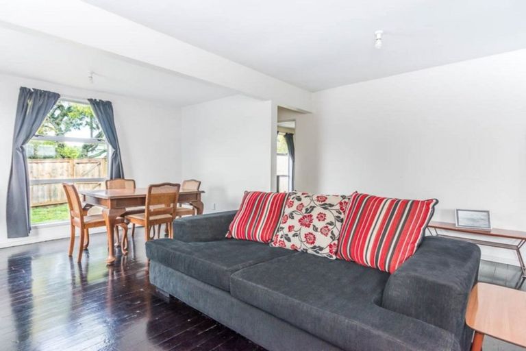 Photo of property in 29 Rosier Road, Glen Eden, Auckland, 0602