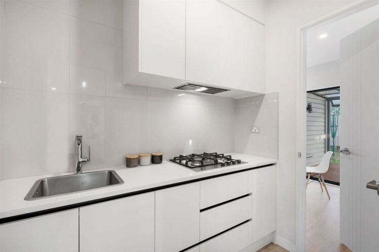 Photo of property in 6 Hinoki Way, Flat Bush, Auckland, 2019