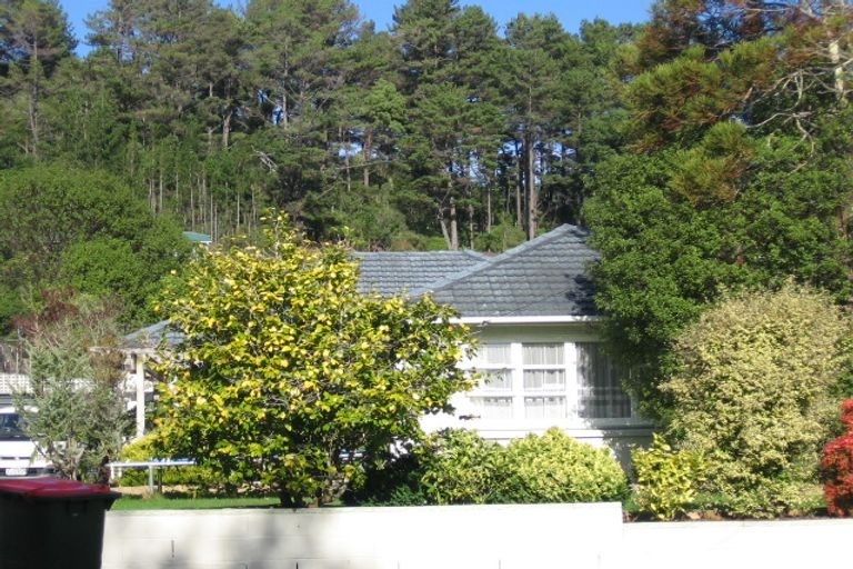Photo of property in 74 Manuka Street, Stokes Valley, Lower Hutt, 5019