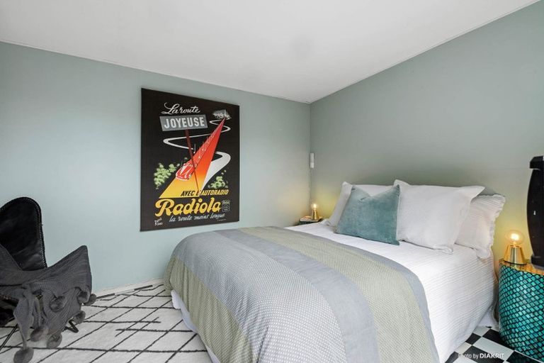 Photo of property in 30b Collier Avenue, Karori, Wellington, 6012