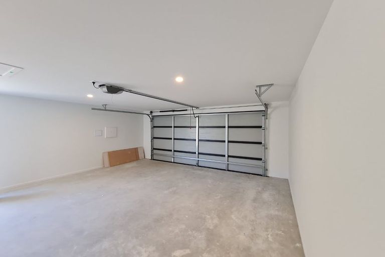 Photo of property in 40 Eileen Way, Rolleston, 7615