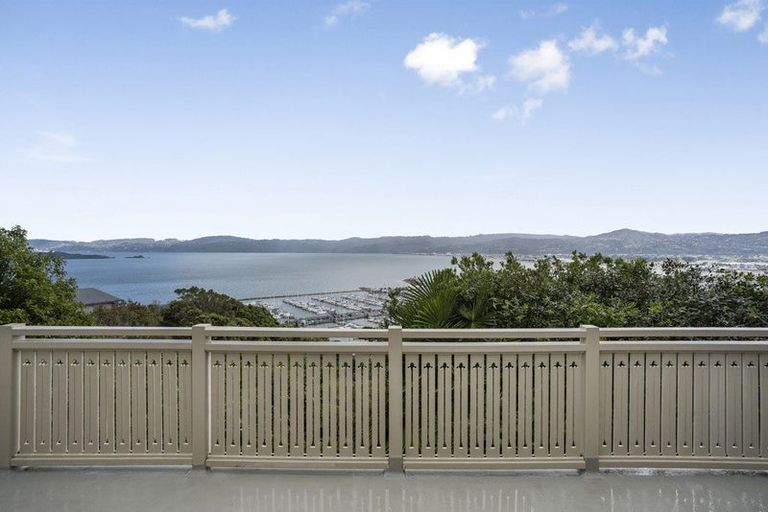 Photo of property in 12 Nikau Road, Point Howard, Lower Hutt, 5013