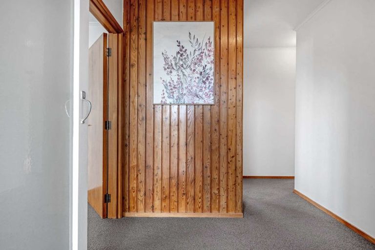 Photo of property in 1/5 Addison Drive, Glendene, Auckland, 0602