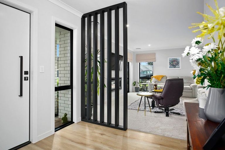 Photo of property in 14 Ruge Court, Cambridge, 3434