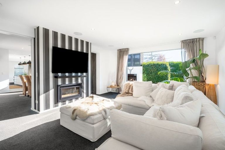 Photo of property in 18 Brampton Drive, West Melton, 7618