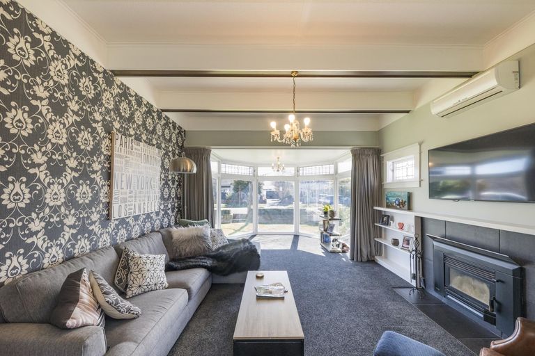 Photo of property in 34 Saint Johns Avenue, Palmerston North, 4414