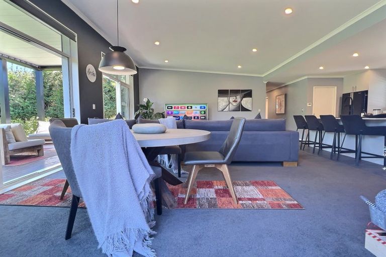 Photo of property in 11 Arabella Way, Waipukurau, 4200