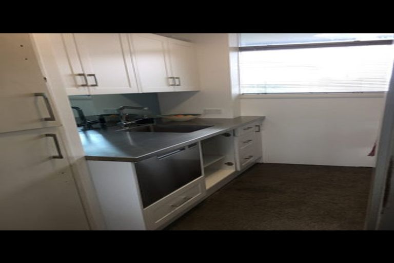 Photo of property in 3c/145 Ohiro Road, Brooklyn, Wellington, 6021
