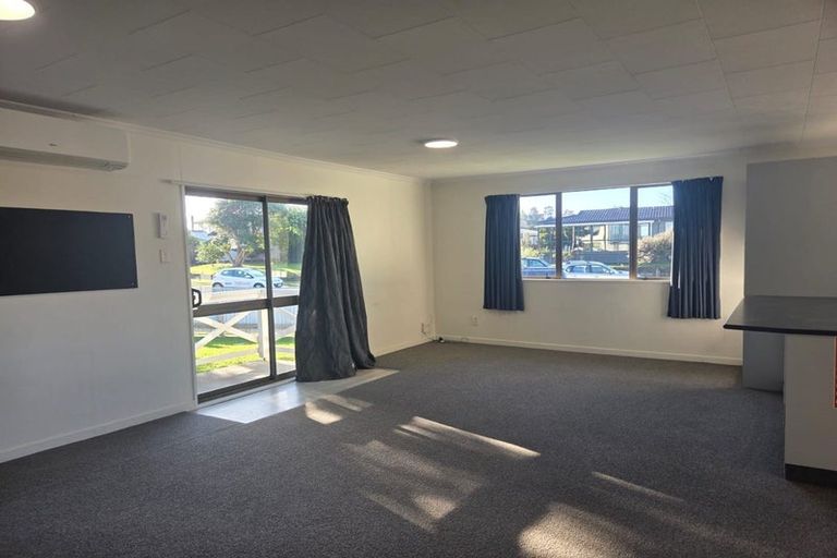Photo of property in 40 Lagoon Place, Poike, Tauranga, 3112