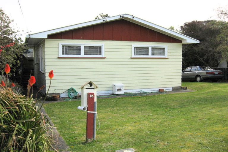 Photo of property in 13 Isabel Grove, Wainuiomata, Lower Hutt, 5014