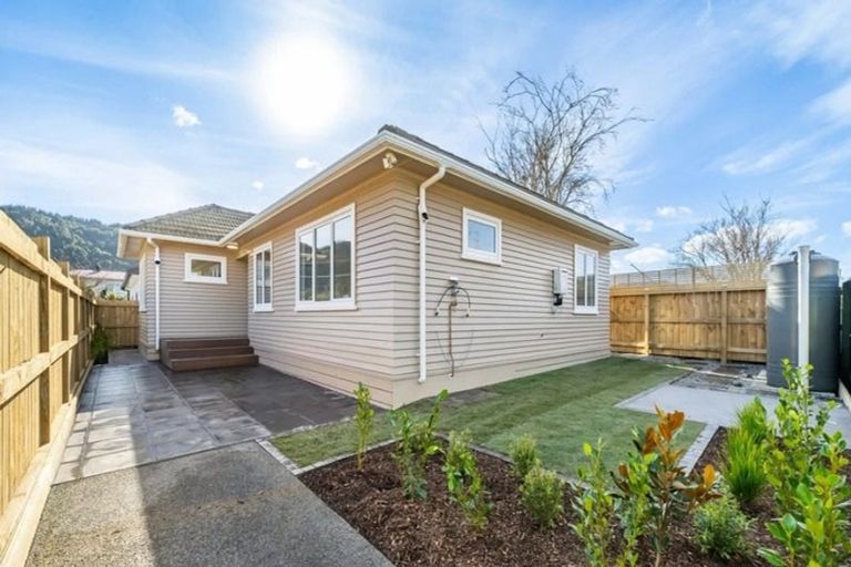 Photo of property in 56 Brentwood Street, Trentham, Upper Hutt, 5018