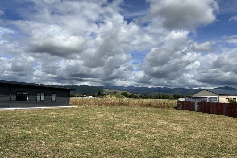 Photo of property in 5 Ash Close, Levin, 5510