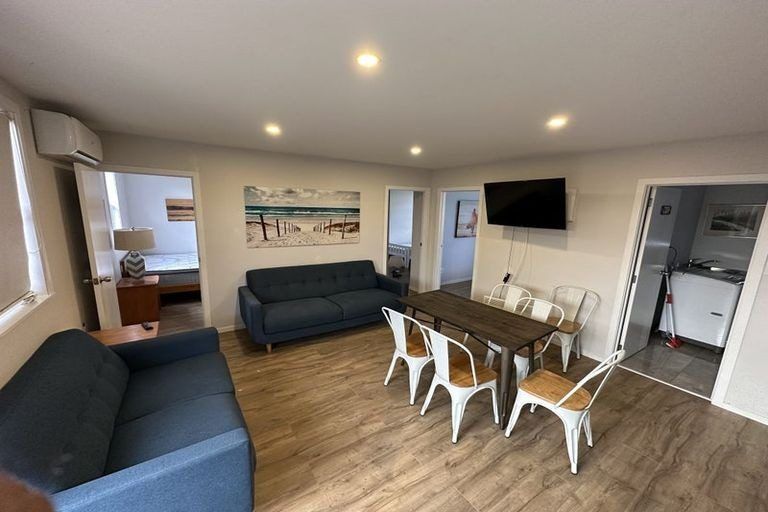 Photo of property in 2/4 Sydney Street, Hauraki, Auckland, 0622