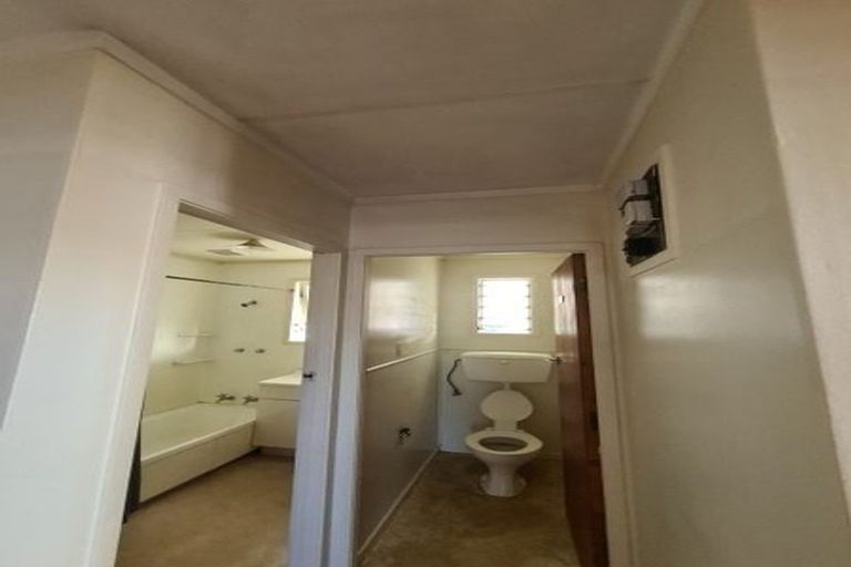 Photo of property in 6 Adam Place, Mangakakahi, Rotorua, 3015