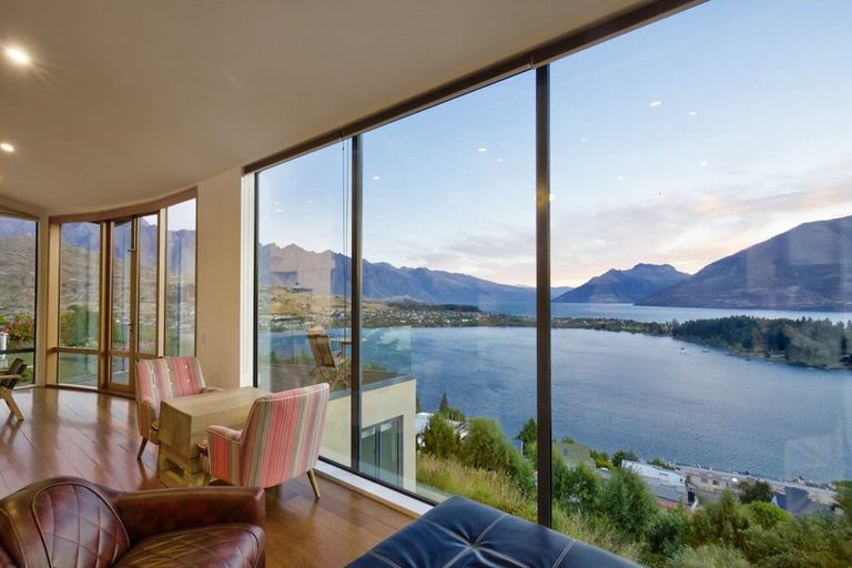 Photo of property in 20 Peregrine Place, Queenstown, 9300