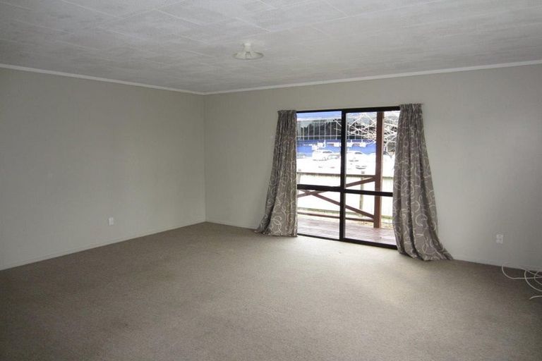 Photo of property in 1 Silkwood Lane, Melville, Hamilton, 3206