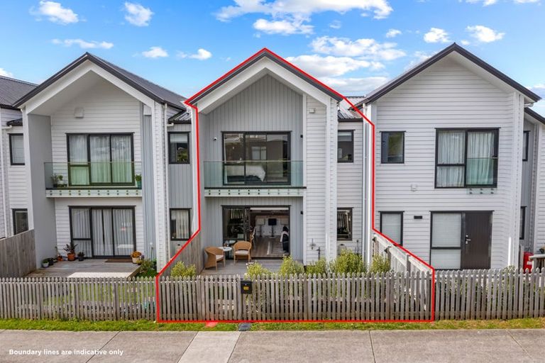 Photo of property in 10b Nellie Drive, Kumeu, 0810