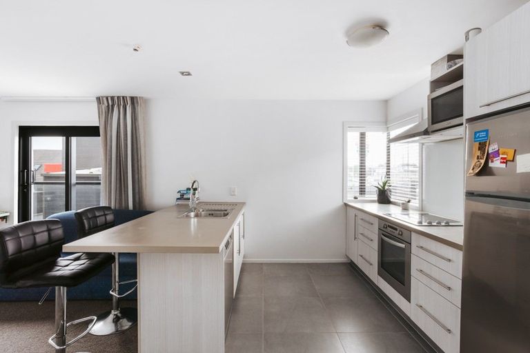 Photo of property in 2-06/424 Maunganui Road, Mount Maunganui, 3116