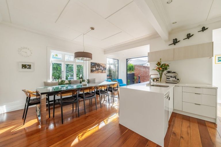 Photo of property in 10 Ruahine Street, Hataitai, Wellington, 6021