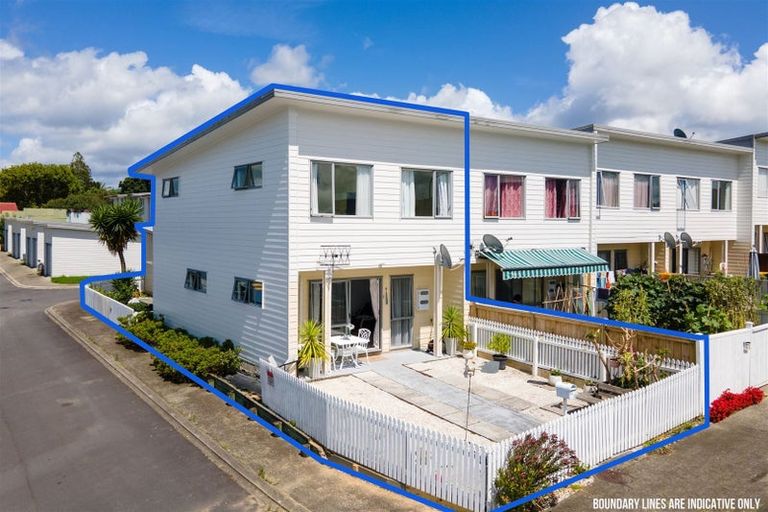 Photo of property in 11/3 Hulme Place, Henderson, Auckland, 0612