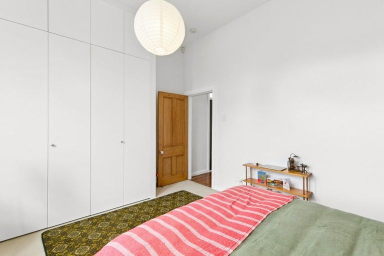 Photo of property in 5 Carrington Street, Mount Cook, Wellington, 6021