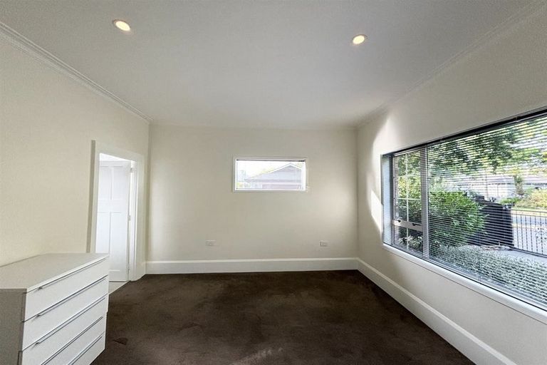 Photo of property in 15 Ngaio Street, Saint Martins, Christchurch, 8022