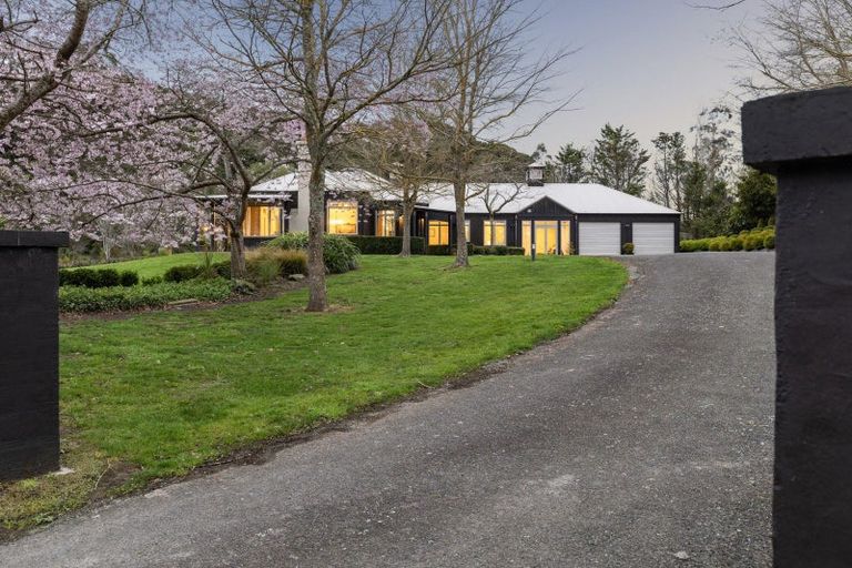 Photo of property in 274 Polson Hill Drive, Aokautere, Palmerston North, 4471