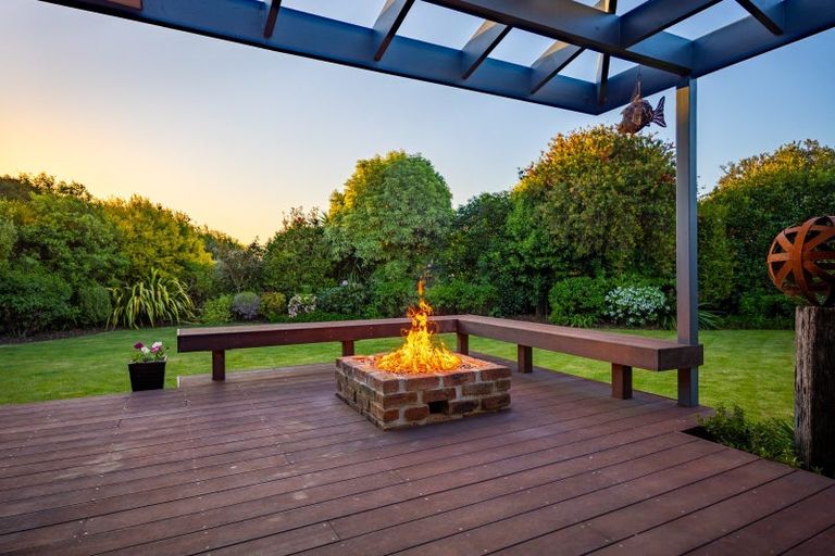 Photo of property in 15b Arapiki Road, Stoke, Nelson, 7011