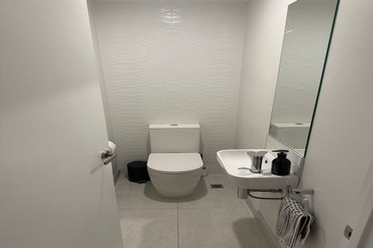 Photo of property in 66 Nugget Avenue, Hobsonville, Auckland, 0616