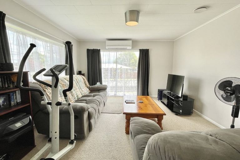Photo of property in 59f1- Clouston Park Road, Clouston Park, Upper Hutt, 5018