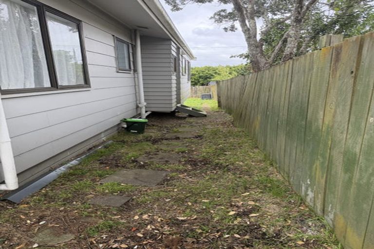 Photo of property in 3/11 Fruitvale Road, New Lynn, Auckland, 0600