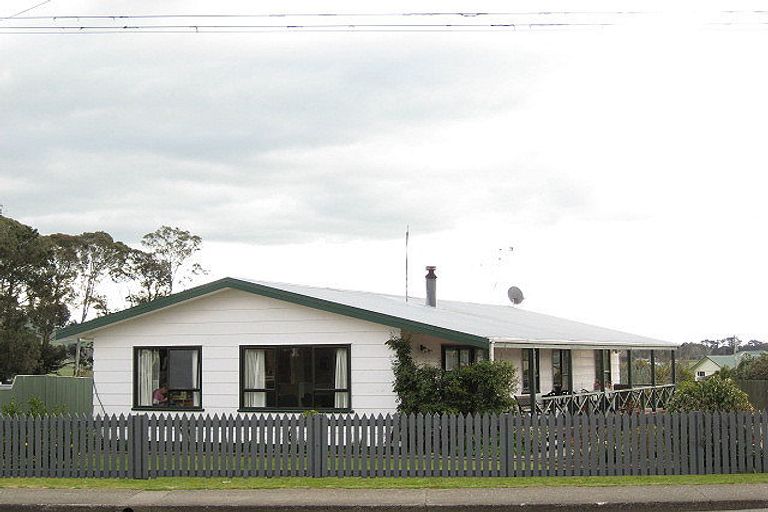 Photo of property in 80 Racecourse Road, Waipukurau, 4200