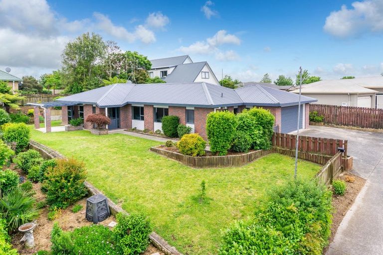 Photo of property in 20 Hollinger Place, Nawton, Hamilton, 3200