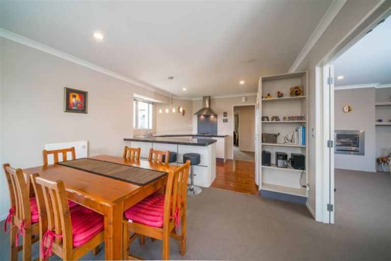 Photo of property in 11 Goldie Place, Rolleston, 7614