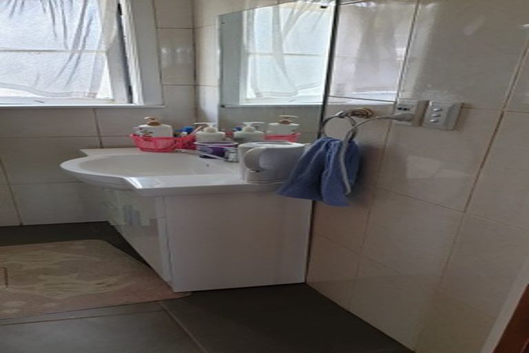 Photo of property in 193 Birkdale Road, Birkdale, Auckland, 0626