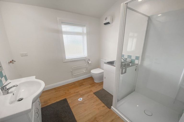 Photo of property in 196 Wilsons Road South, Saint Martins, Christchurch, 8022