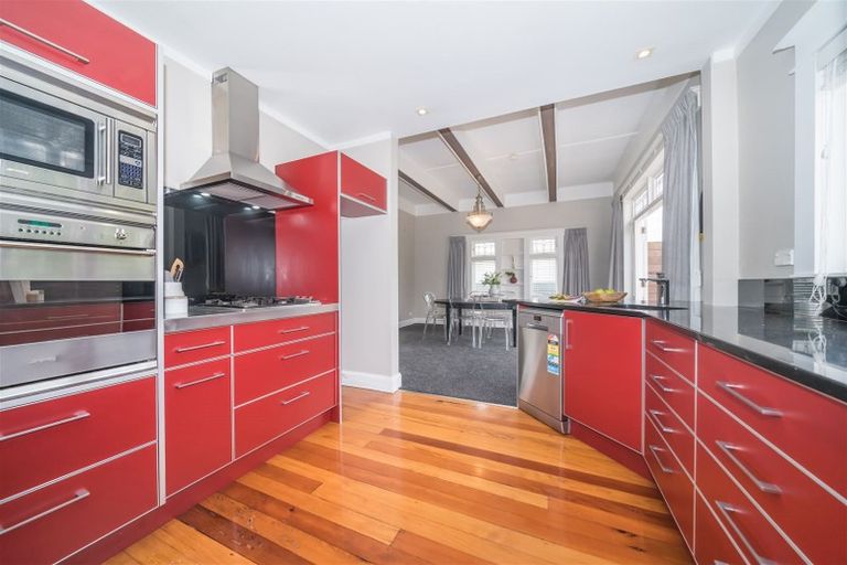 Photo of property in 34 Saint Johns Avenue, Palmerston North, 4414