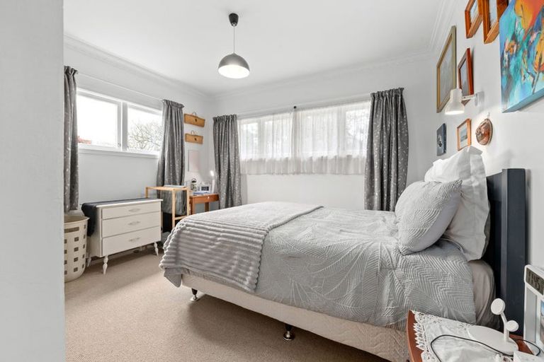 Photo of property in 5 Banbury Crescent, Fairfield, Hamilton, 3214